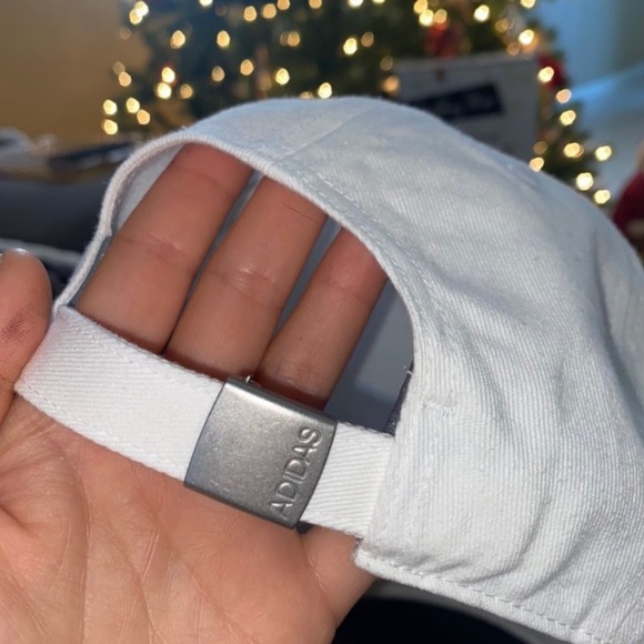 Adidas Hat ✨ - Picture 2 of 3